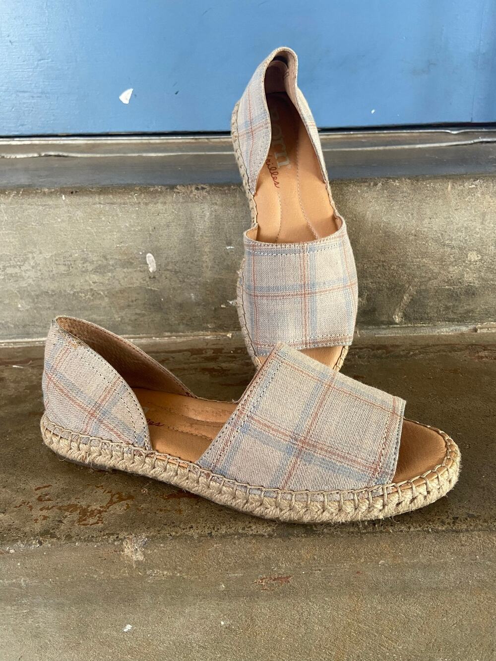 Born drilles gray plaid prop toe D” Orsay style espadrille